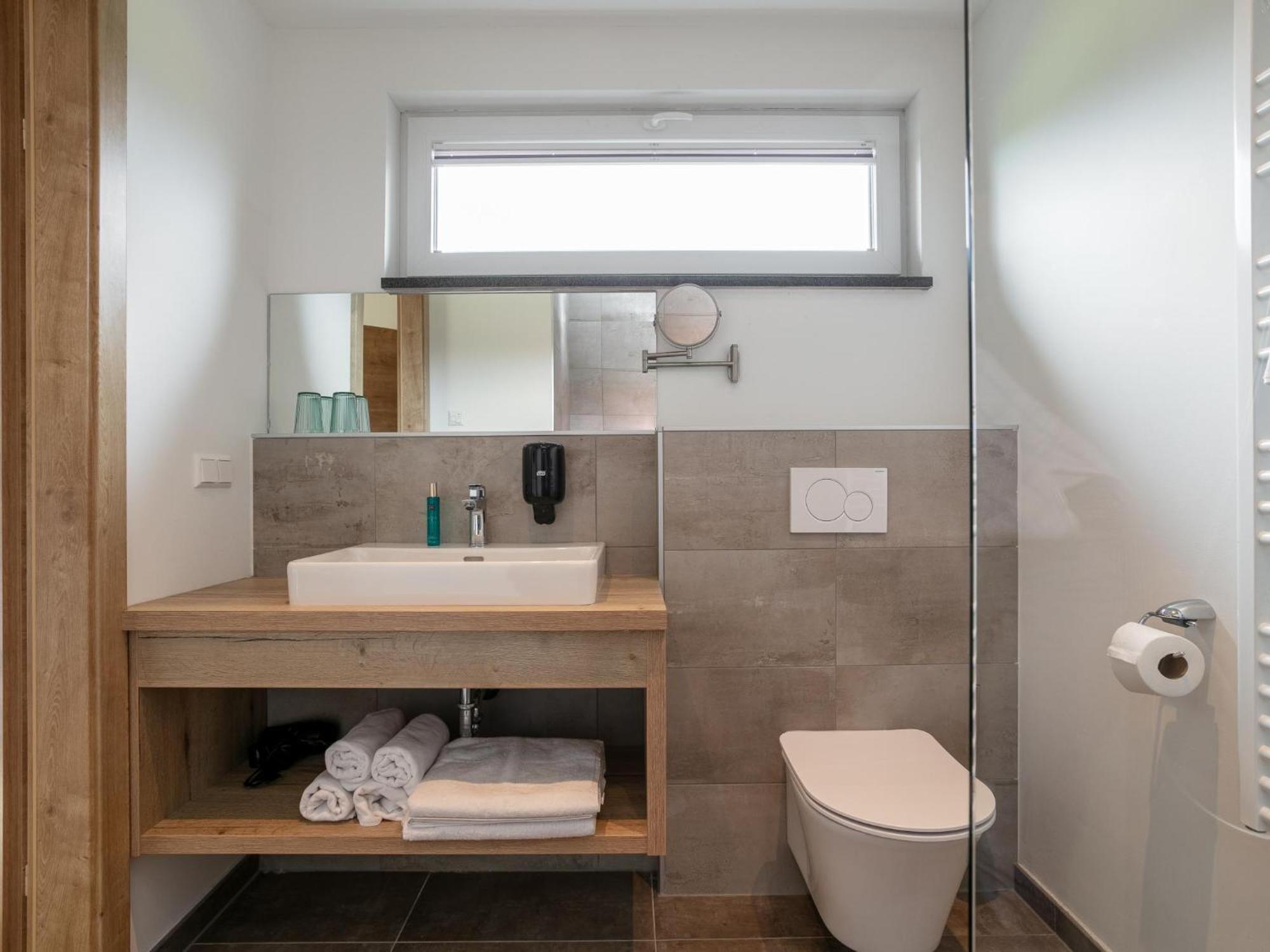 Apartment Apart33 2-12a