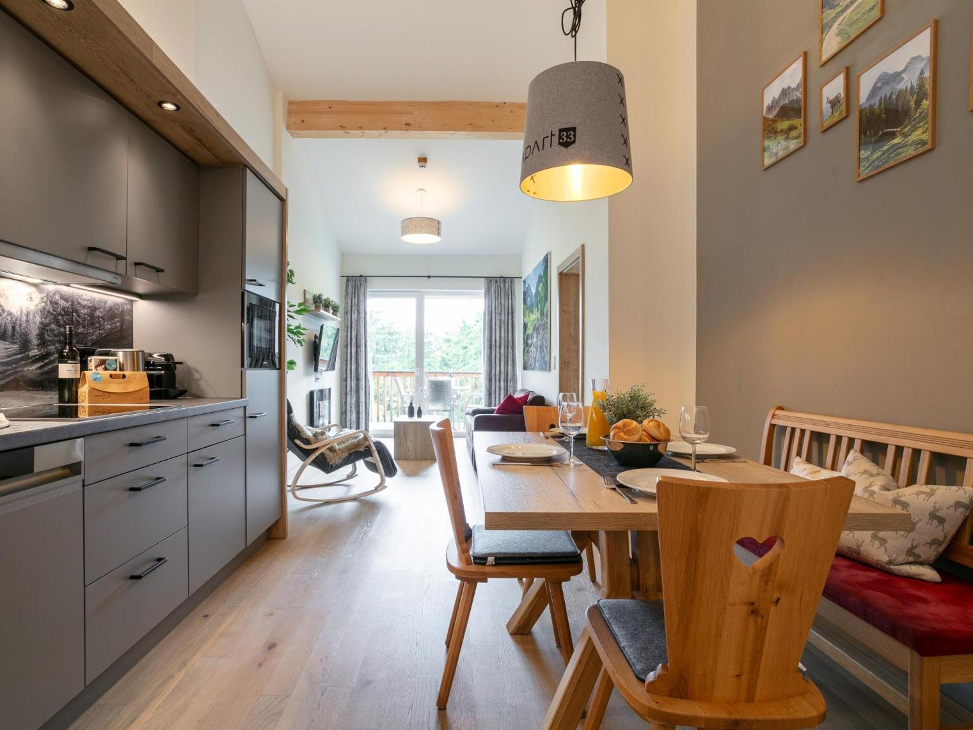 Apartment Apart33 2-12a *