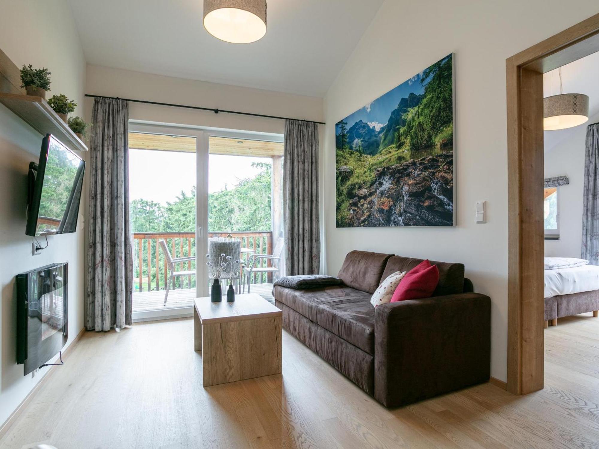 Apartment Apart33 2-12a *