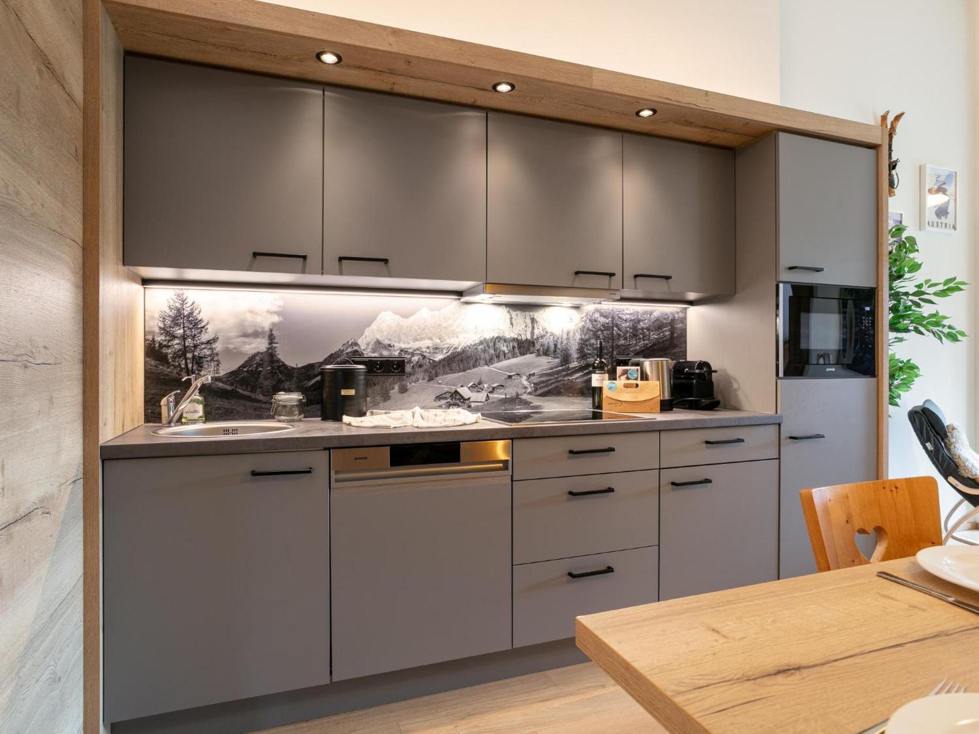 Apartment Apart33 2-12a *